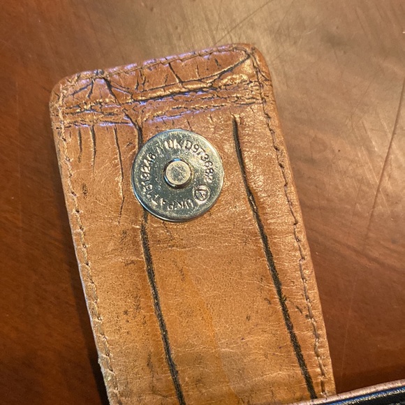 Vintage Danier Embossed Crocodile Leather Bag in Tan - Picture 5 of 5